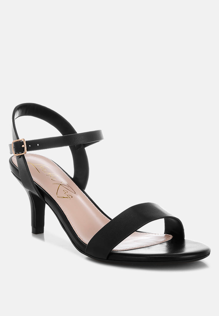 sandal tumit kucing pin gesper dengan mode#color_black