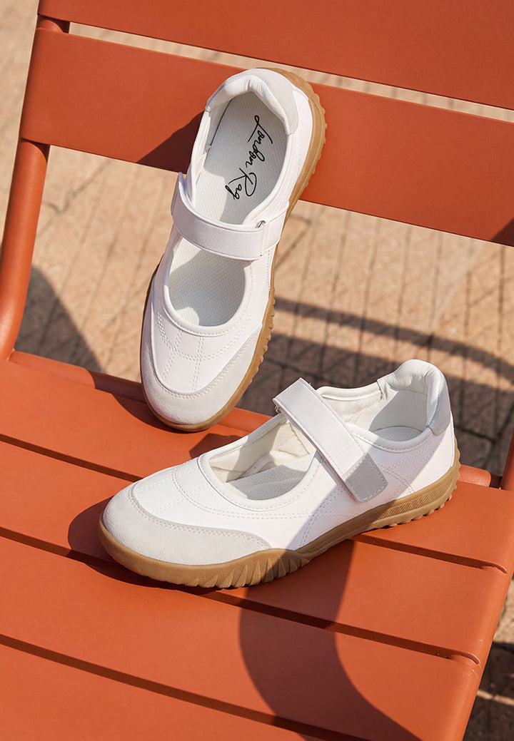 kairus adjustable strap closure sneakers#color_white-smooth