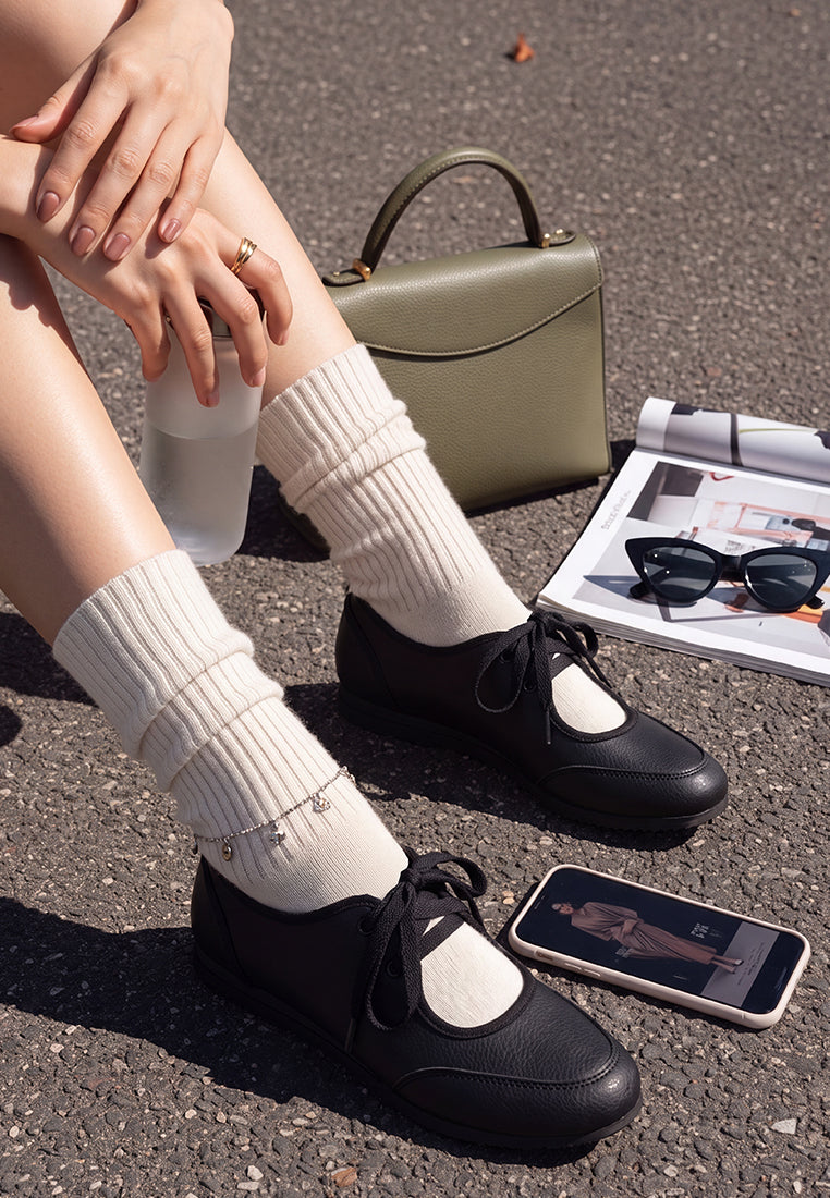 selka lace up women sneakers#color_black-smooth