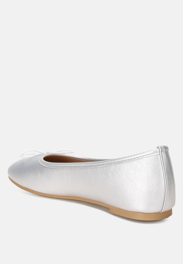 Clarendra Stretch Fit Ballet Flats#color_silver-metallic