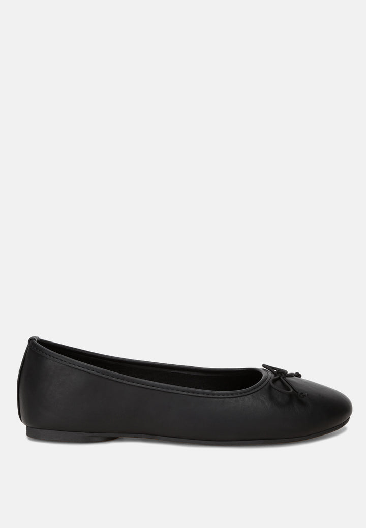 Clarendra Stretch Fit Ballet Flats#color_black-smooth
