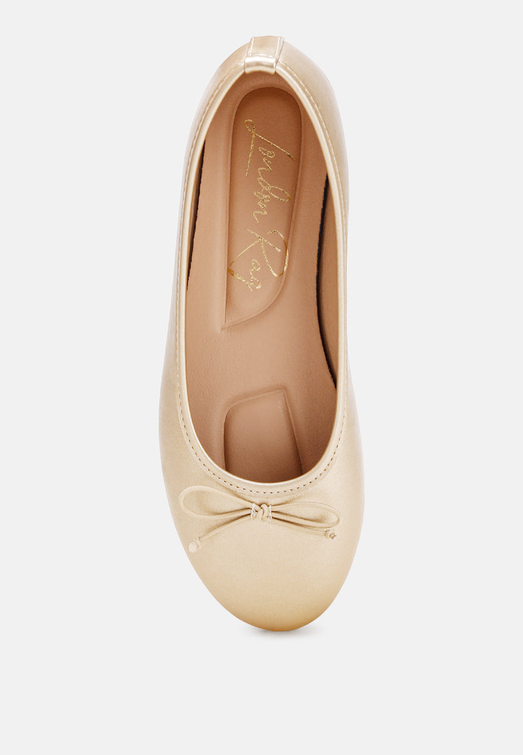 Clarendra Stretch Fit Ballet Flats#color_gold-metallic