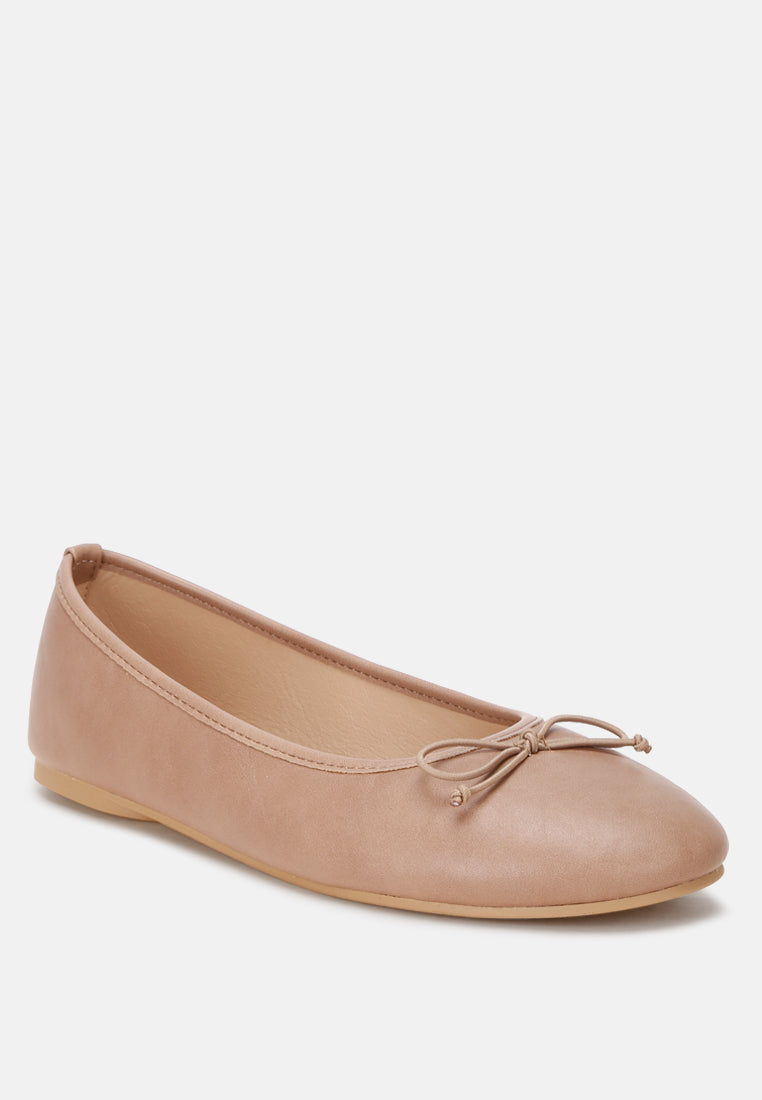 Clarendra Stretch Fit Ballet Flats#color_taupe-smooth