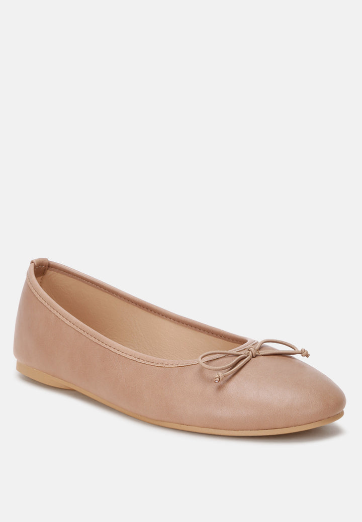 Clarendra Stretch Fit Ballet Flats#color_taupe-smooth