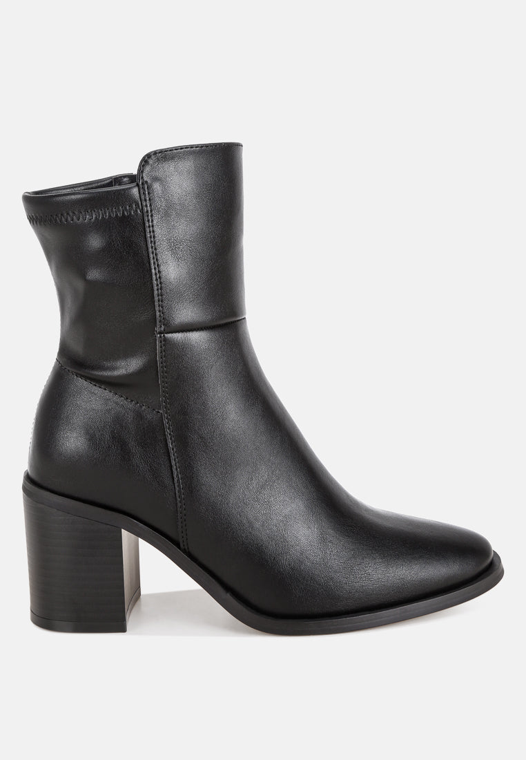 Lucania Chunky Block Heel Ankle Boots#color_black-smooth