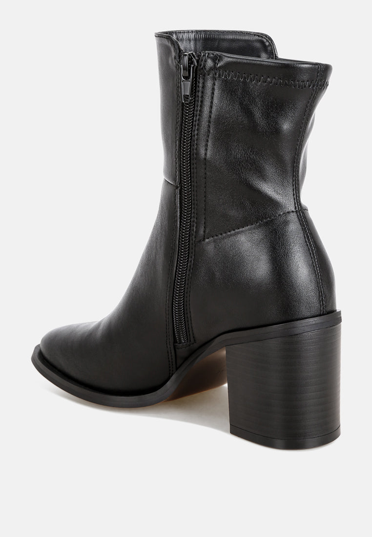 Lucania Chunky Block Heel Ankle Boots#color_black-smooth