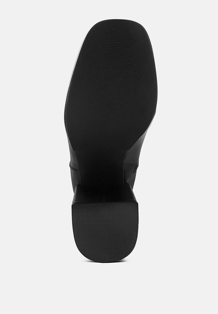 Botines con punta cuadrada elevada Antbera#color_black-smooth