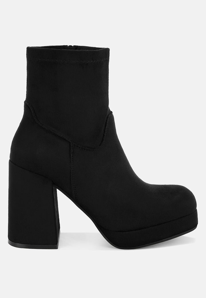 Botines con punta cuadrada elevada Antbera#color_black-suede