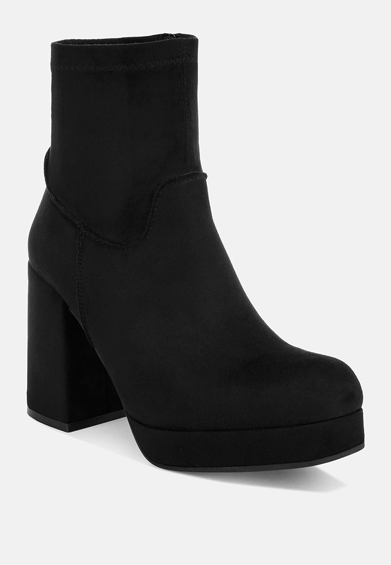 Botines con punta cuadrada elevada Antbera#color_black-suede