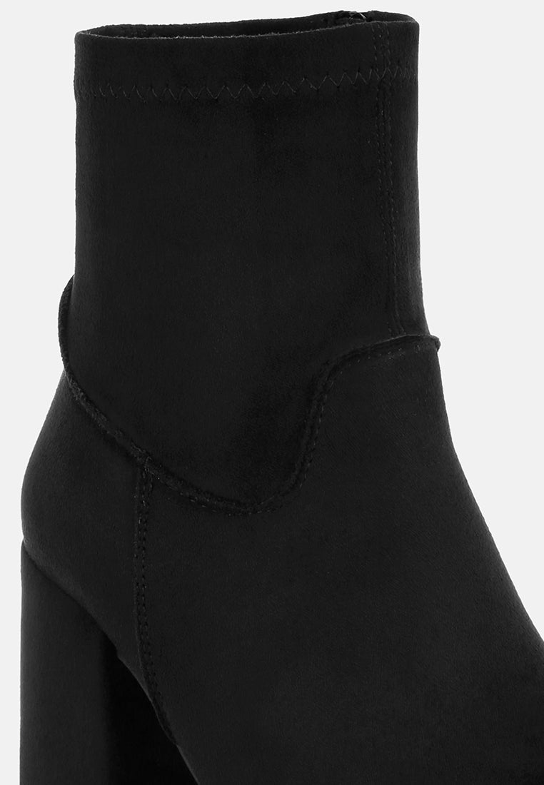 Botines con punta cuadrada elevada Antbera#color_black-suede