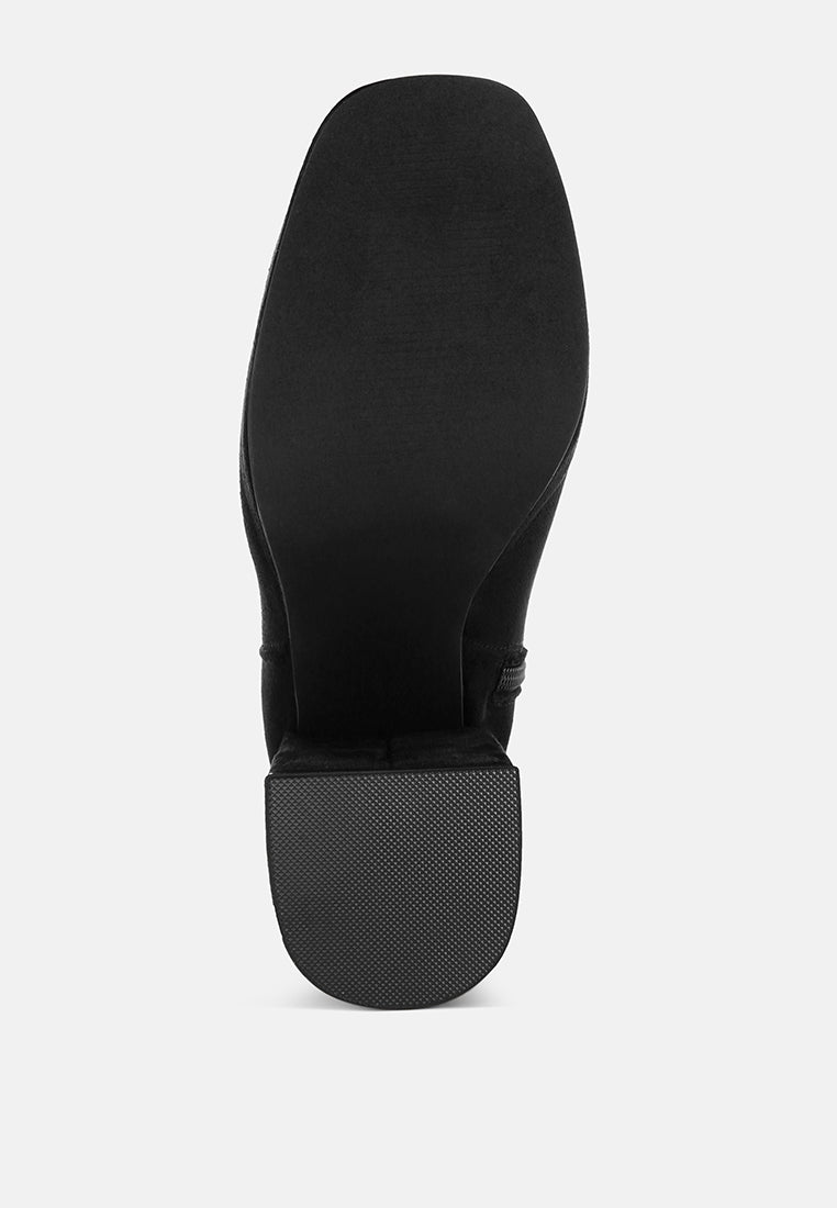 Botines con punta cuadrada elevada Antbera#color_black-suede