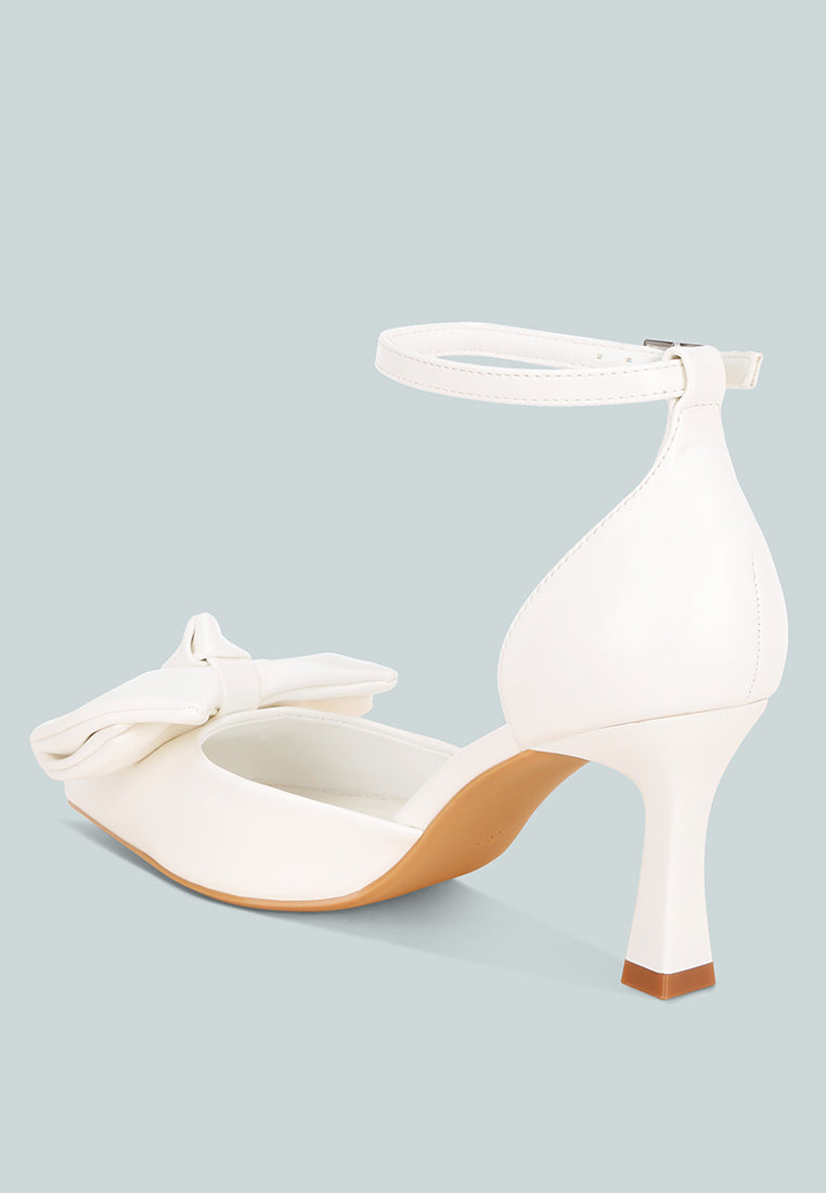 Tacones de aguja con detalle de lazo Papave#color_white-smooth