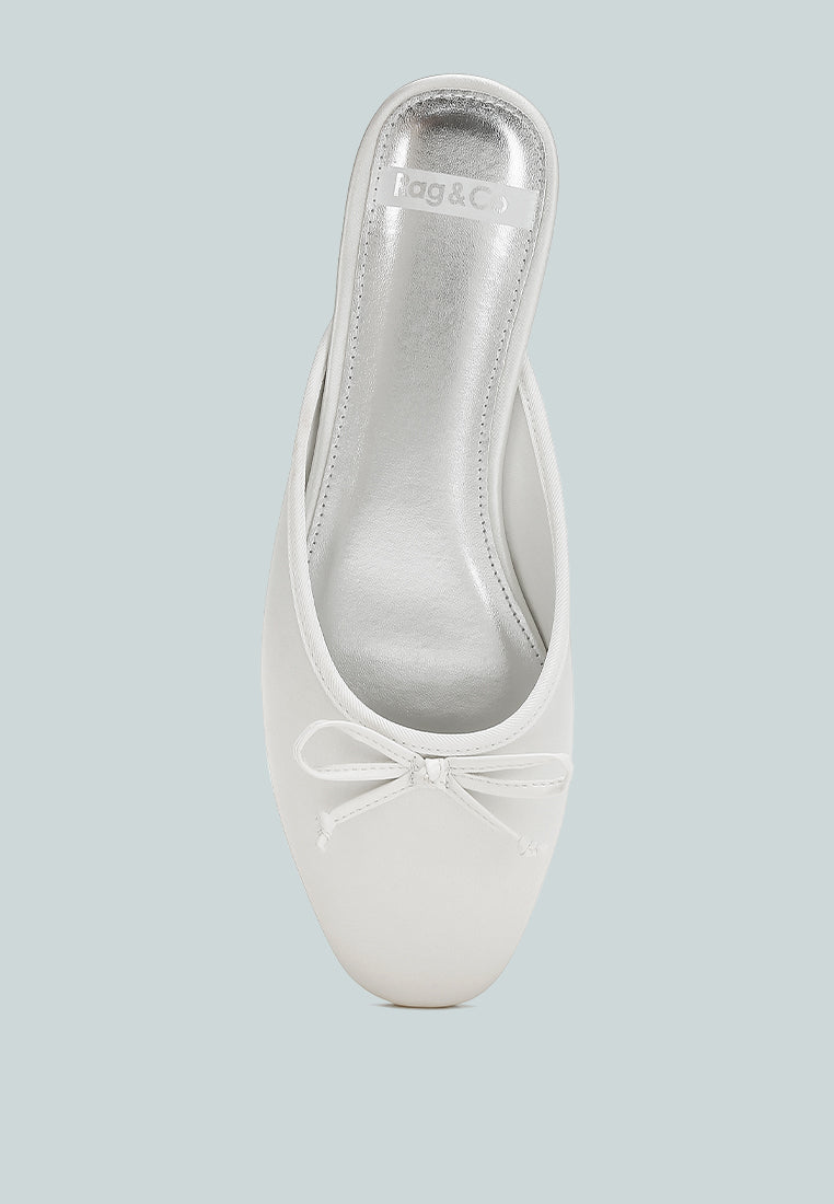mules taylena con detalle de lazo de satén#color_white