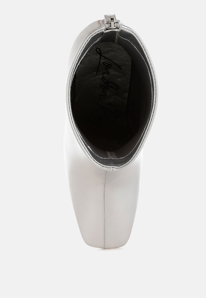 square toe metallic ankle boots by ruw#color_silver