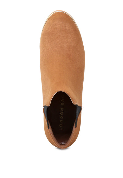 emmy chelsea boots to make a statement#color_tan