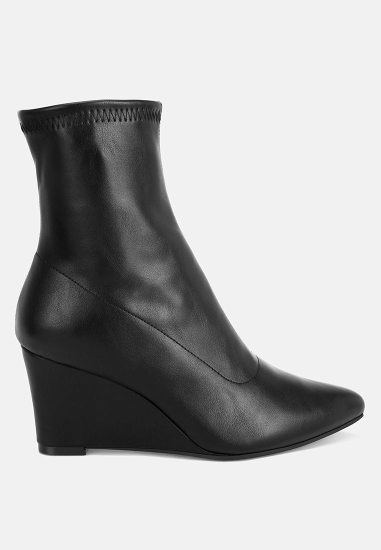 tabrah stretchable wedge boots#color_black-smooth
