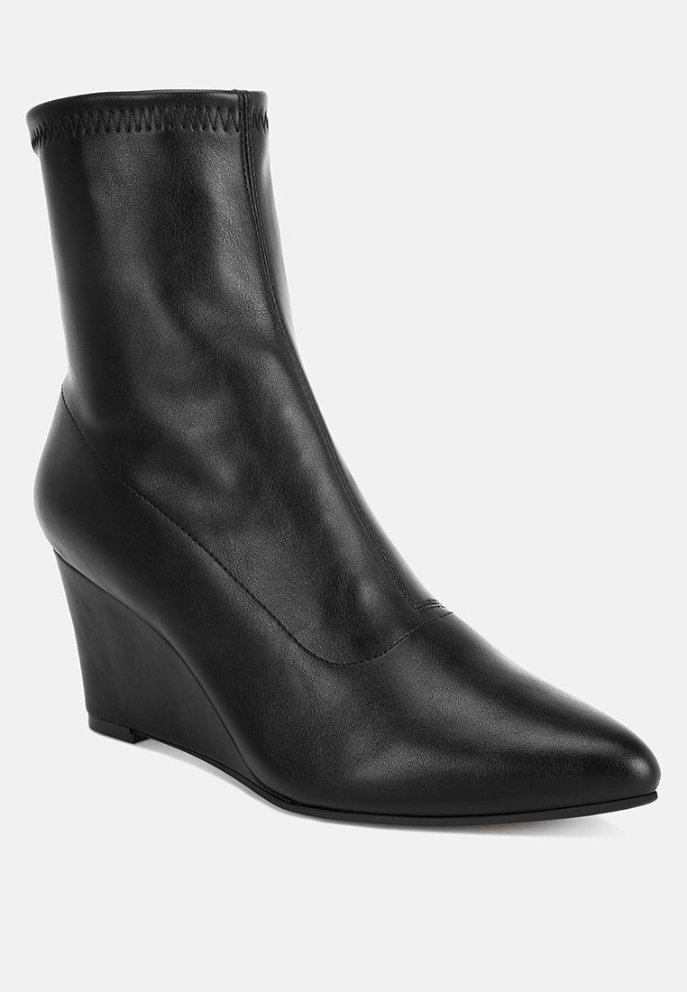 tabrah stretchable wedge boots#color_black-smooth