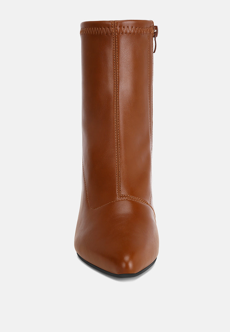 tabrah stretchable wedge boots#color_brown-smooth