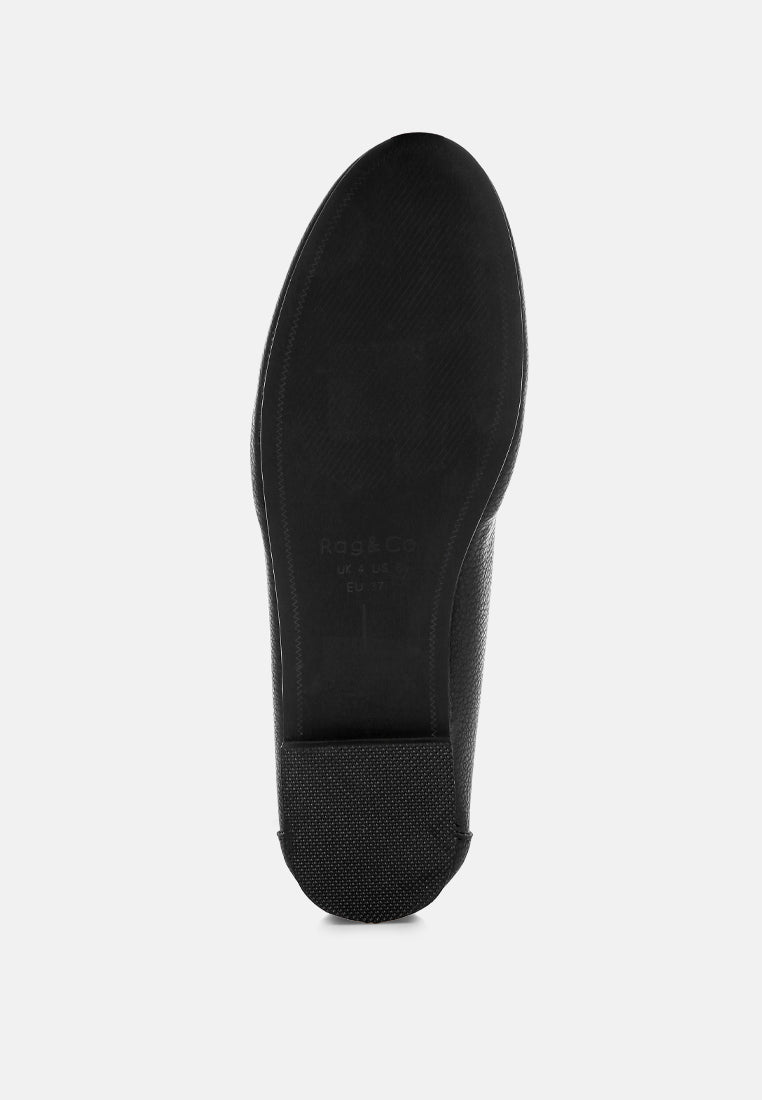 Mocasines taranis horsebit monocromáticos de piel auténtica#color_negro