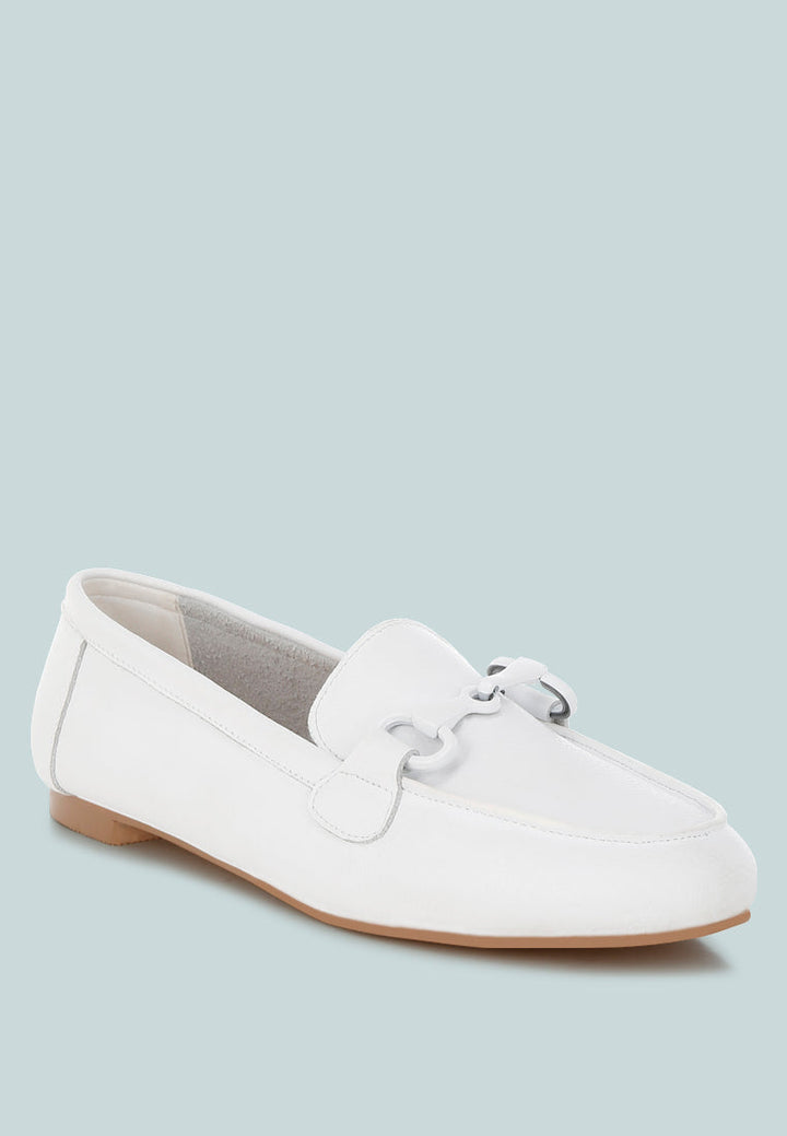 Mocasines taranis horsebit monocromáticos de piel auténtica#color_blanco