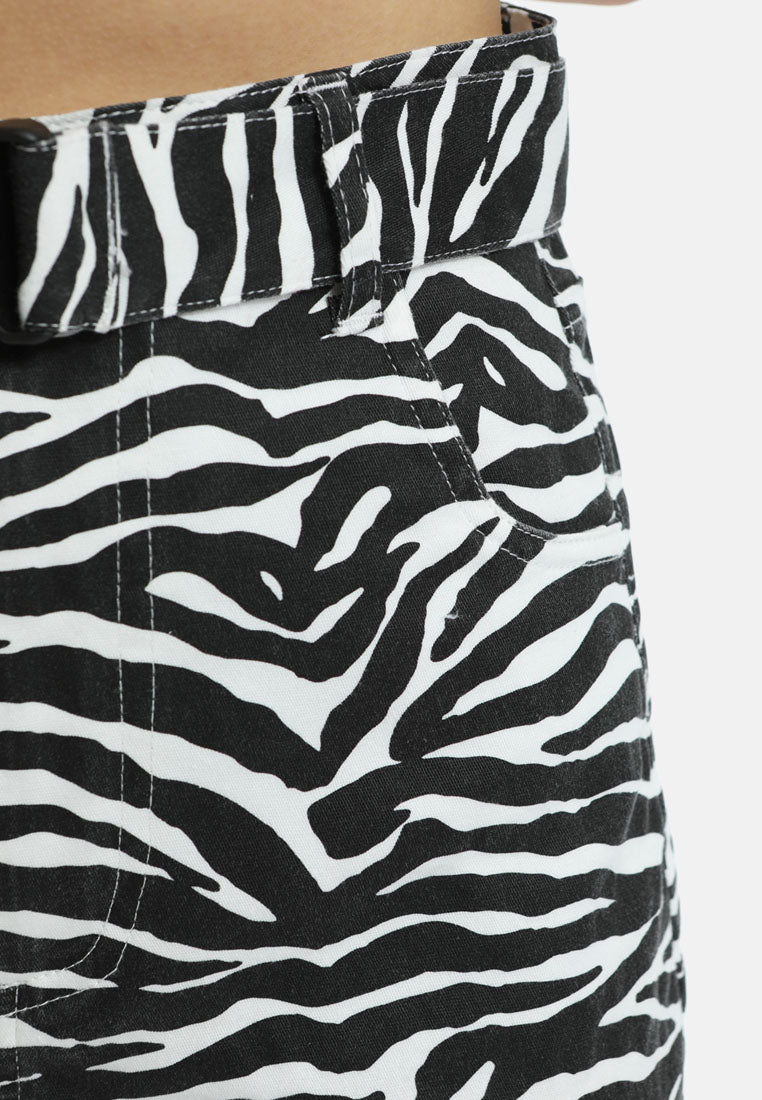 zebra print shorts#color_tiger-print