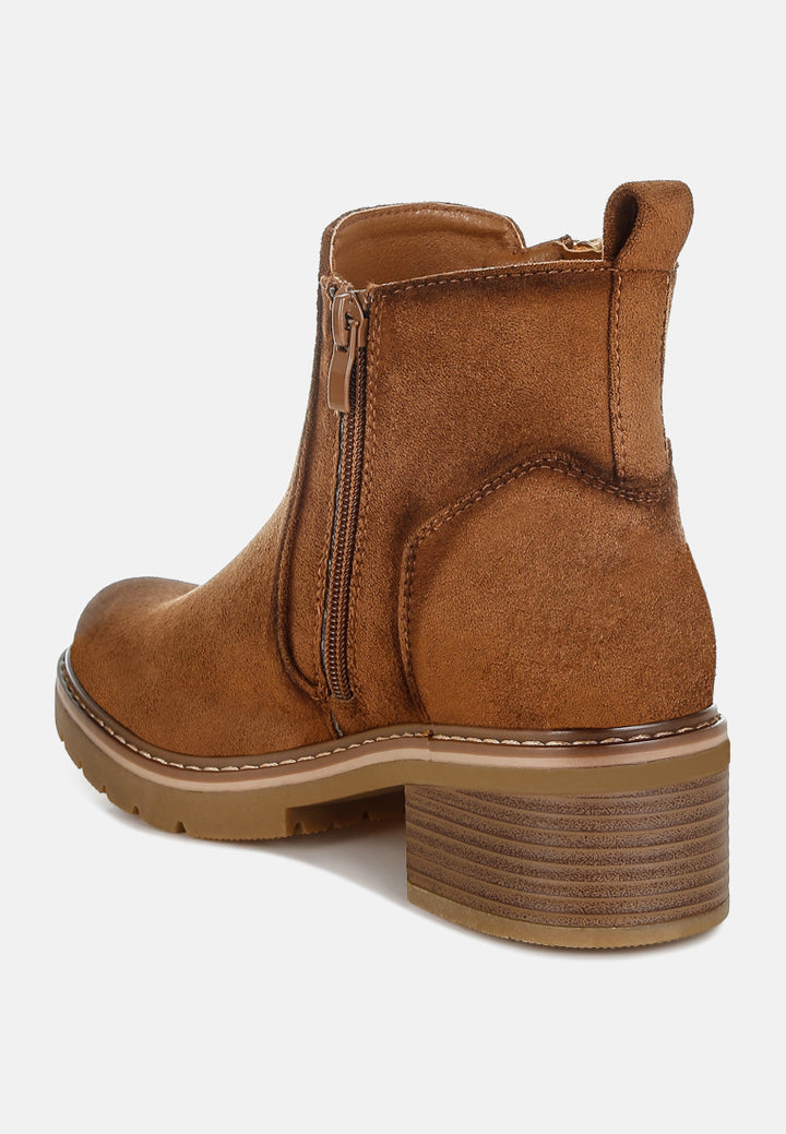 microfiber zipper boots by mode#color_brown