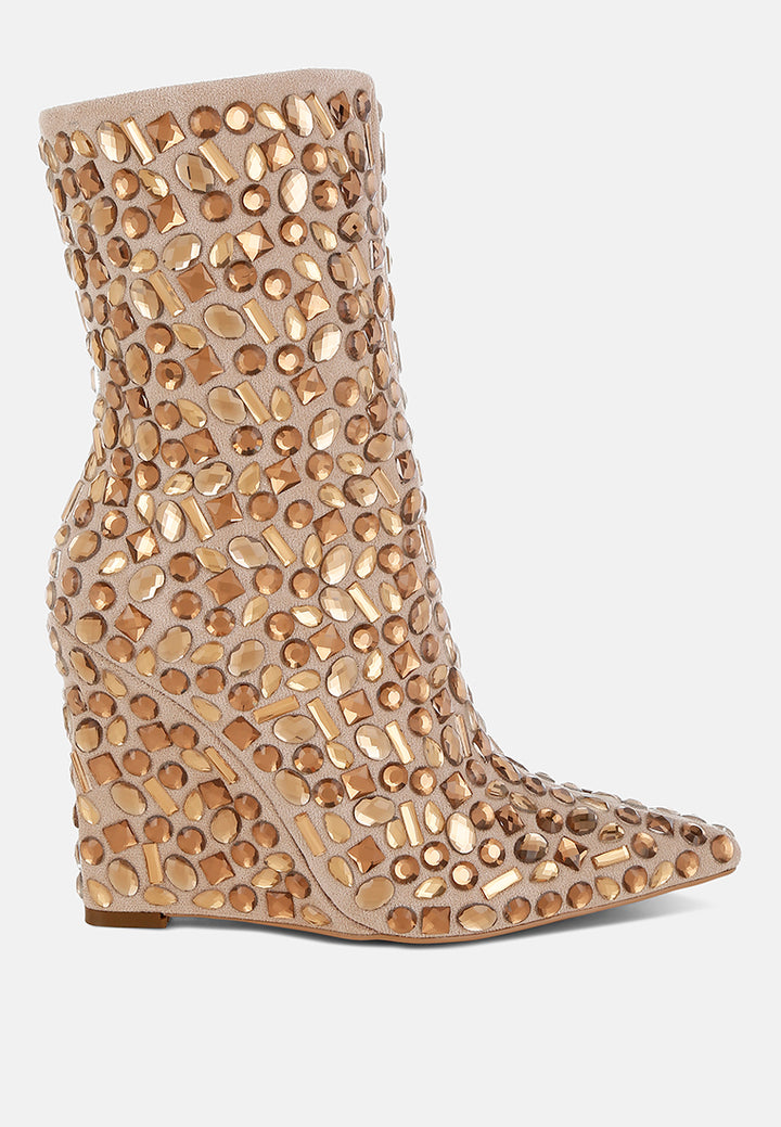 trend titan diamante slim wedge heel boots#color_beige