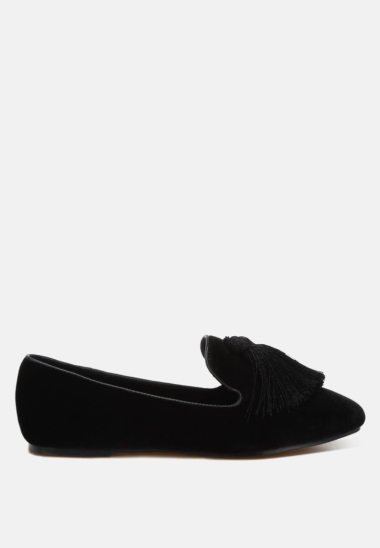 iconic tassel detail velvet loafers by mode#color_black