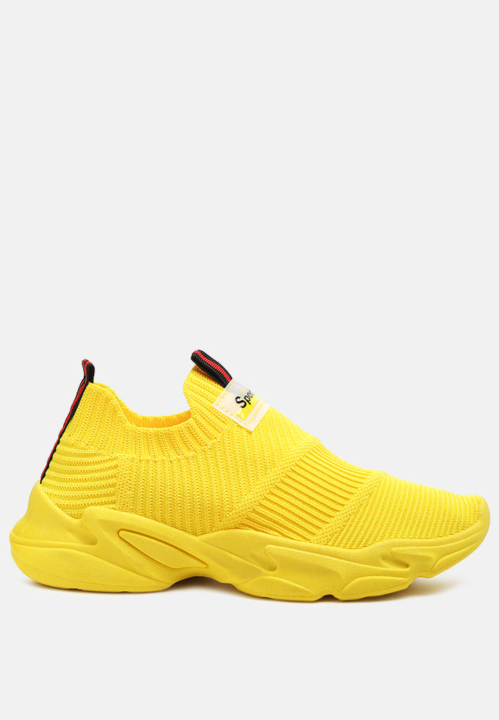 active knitted running shoes#color_yellow