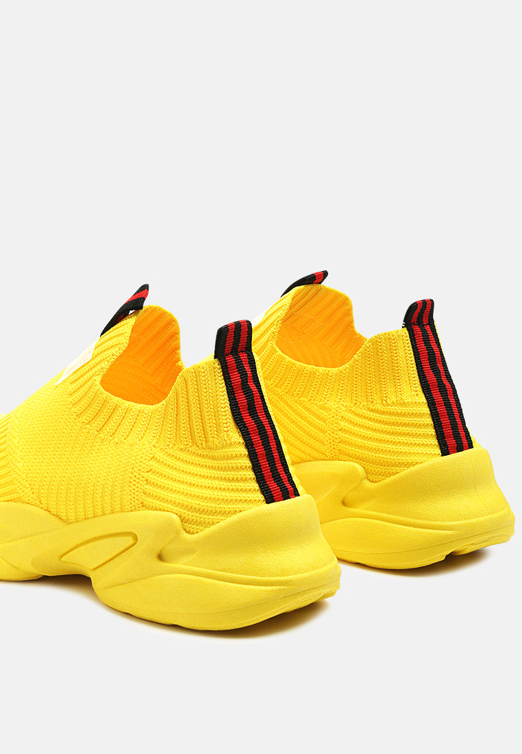 active knitted running shoes#color_yellow