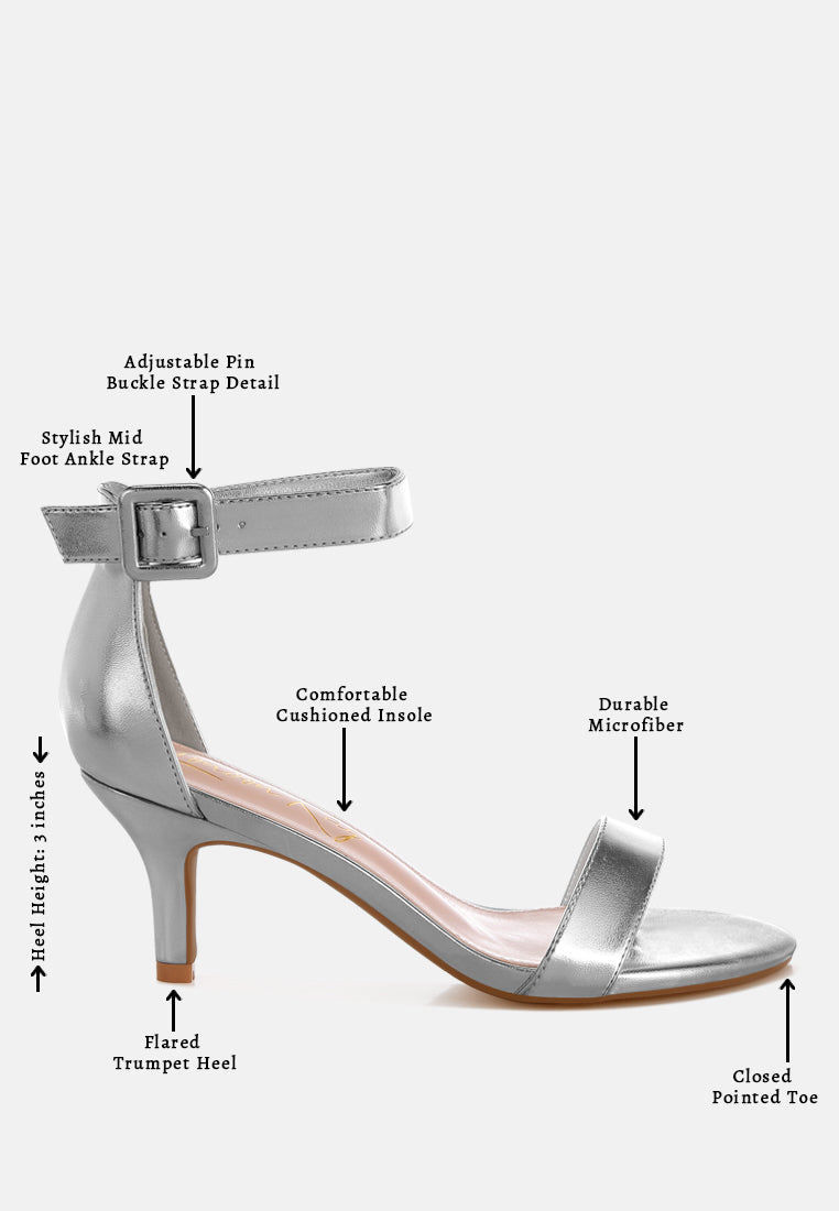 yuti glossy kitten Hheel sandals#color_silver-metallic-faux-leather
