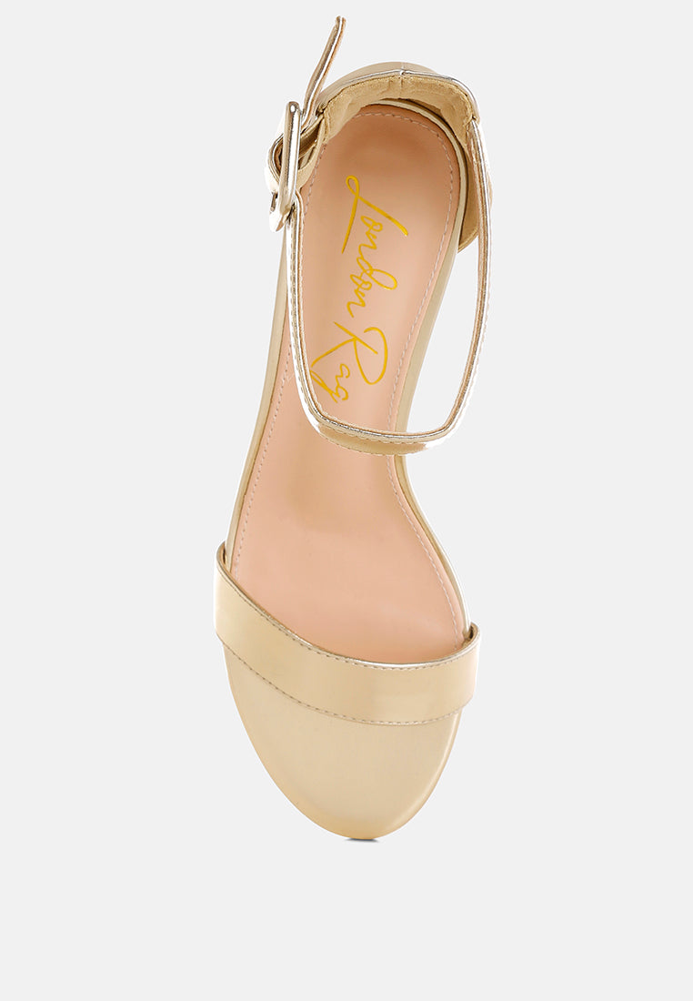 yuti glossy kitten Hheel sandals#color_gold-metallic-faux-leather