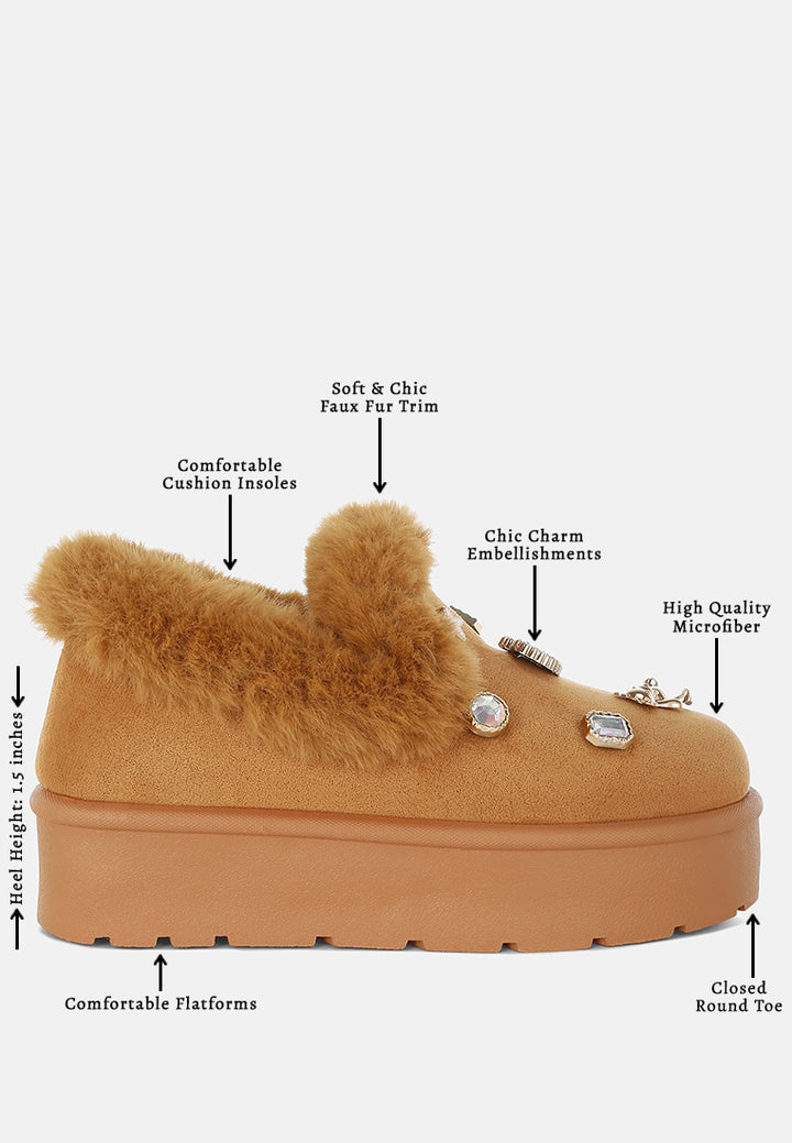 zeta charm detail slip on snow boots#color_tan