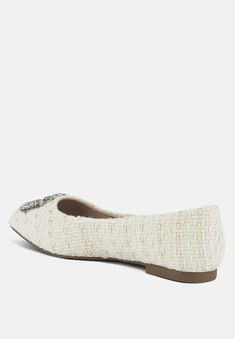 aria flat by rag#color_off-white