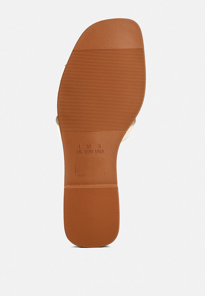 aura faux leather flat sandals#color_gold