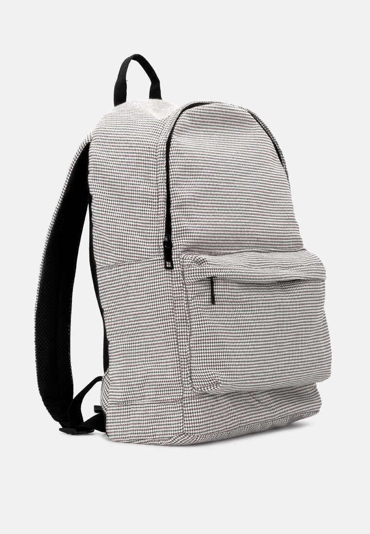 backpack with adjustable shoulder straps#color_multi-colors