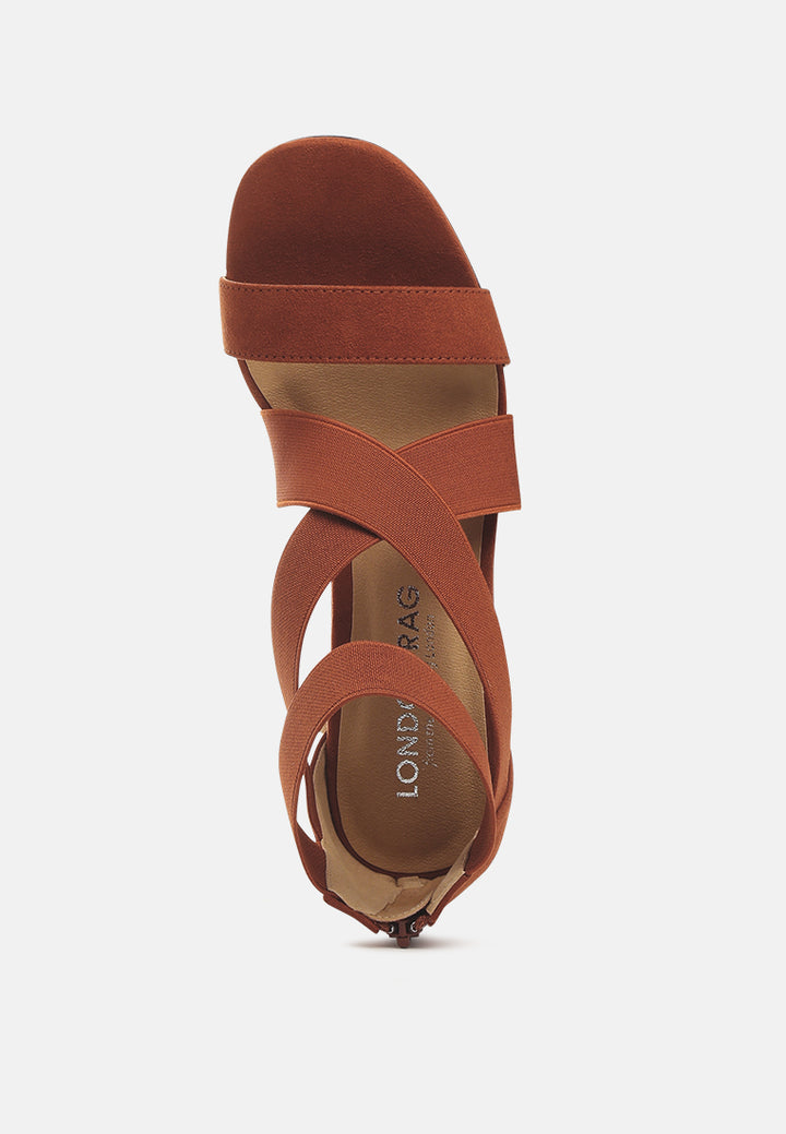 benicia elastic strappy block heel sandals#color_brown