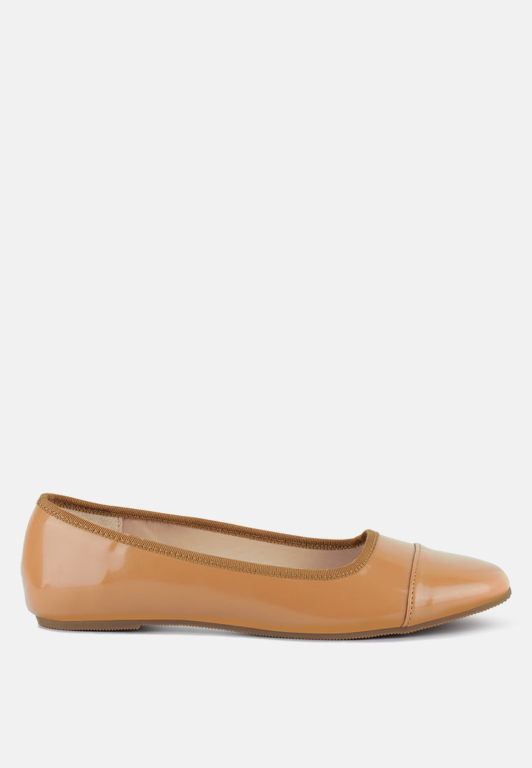camella round toe ballerina flat shoes#color_macchiato
