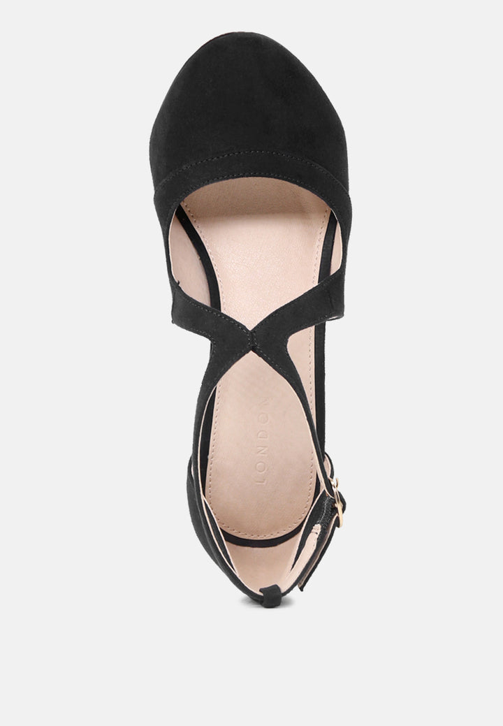 close toe cross strap heel sandals#color_black