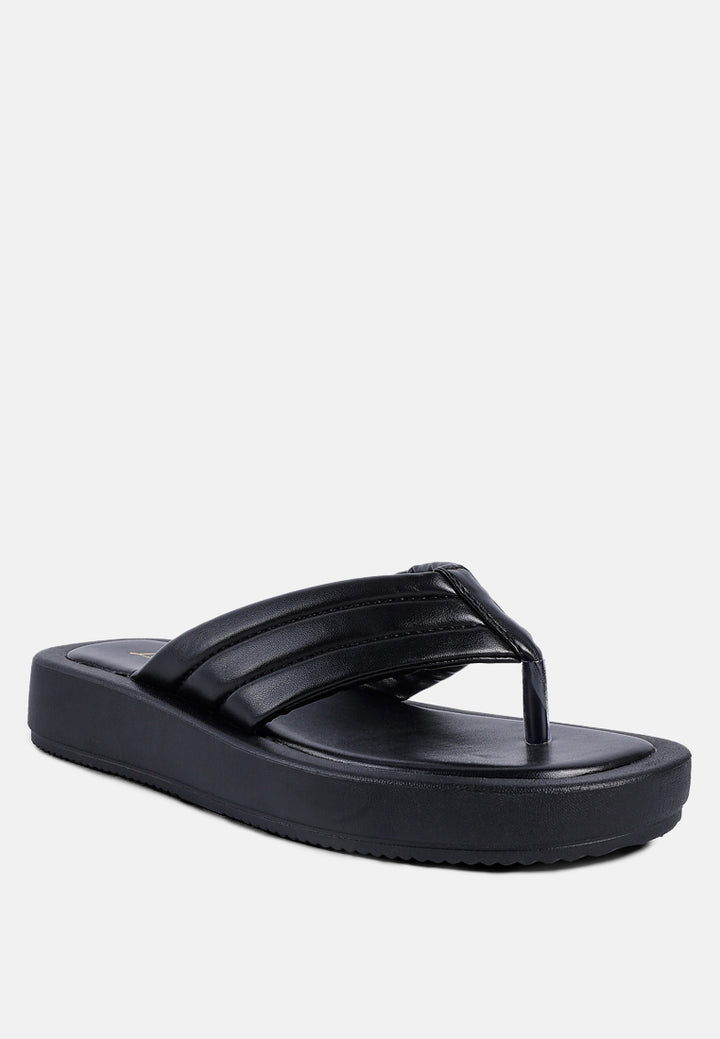 couette quilted thong platform sandals#color_black
