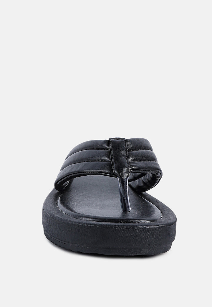 couette quilted thong platform sandals#color_black