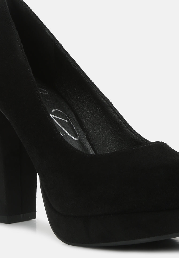delia seude block heel pumps#color_black