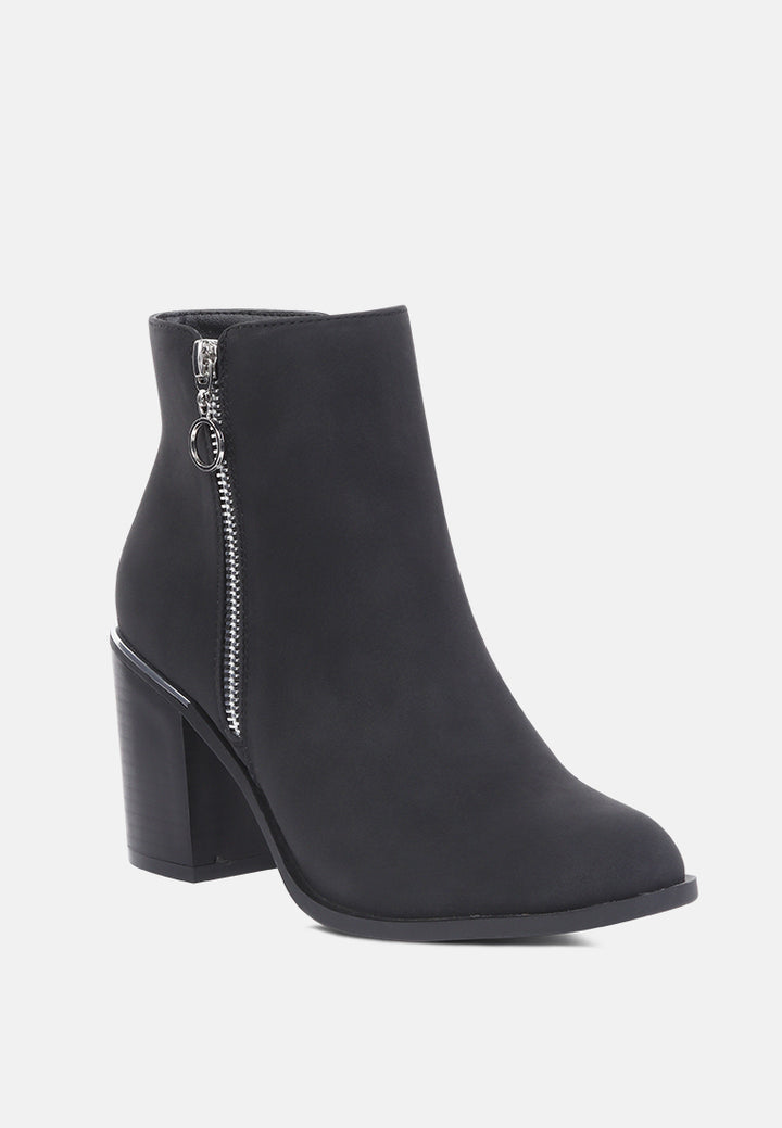 dora zipper block heeled ankle boots with side zipper#color_black