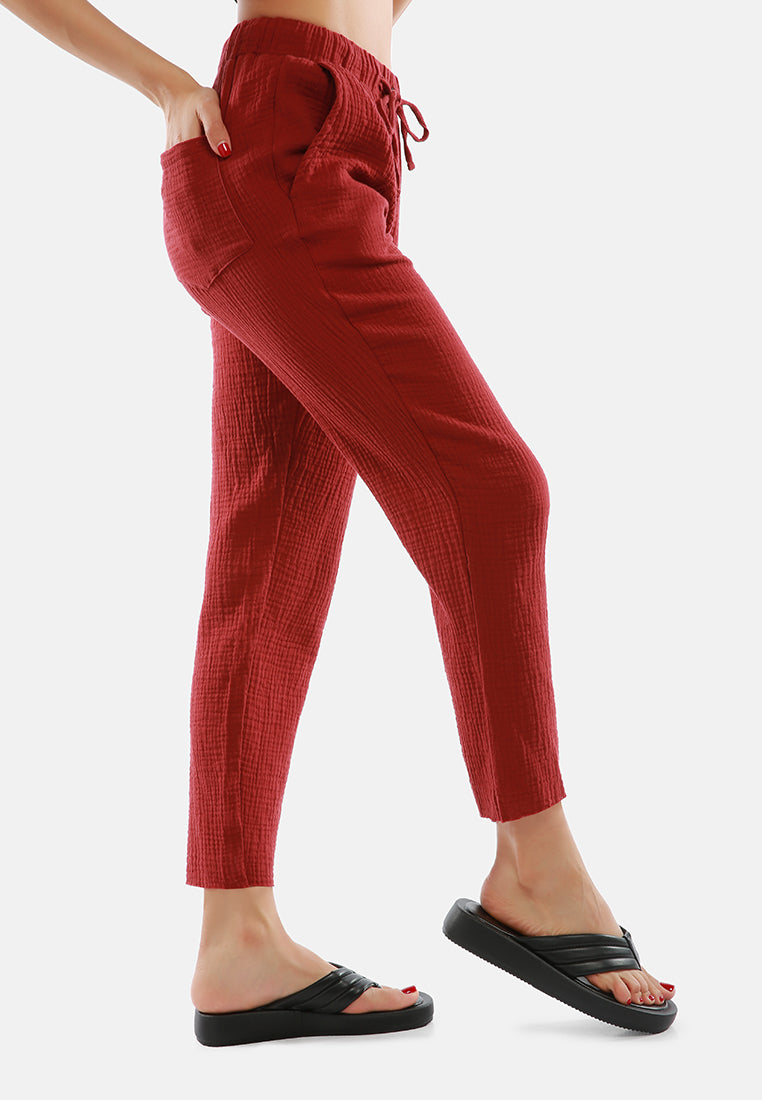 drawstring narrow bottom summer pants.#color_burgundy