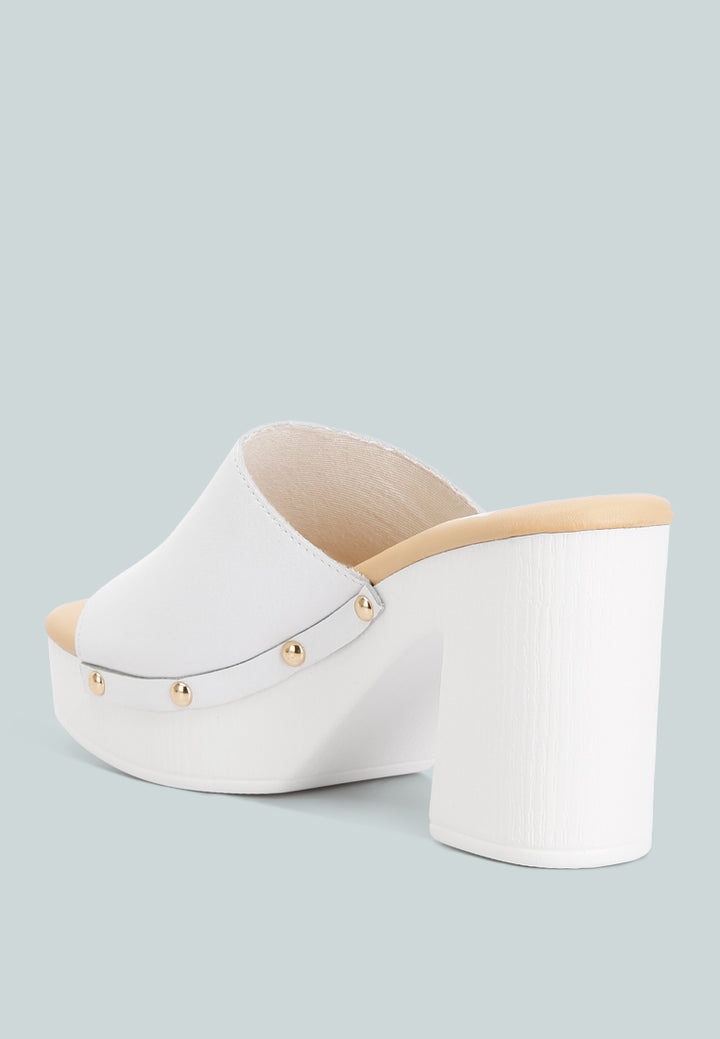 drew recycled leather block heel clogs#color_white