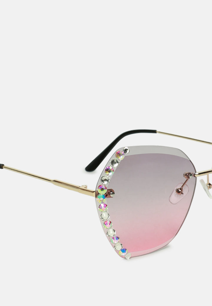 embellished butterfly sunglasses#color_purple-pink