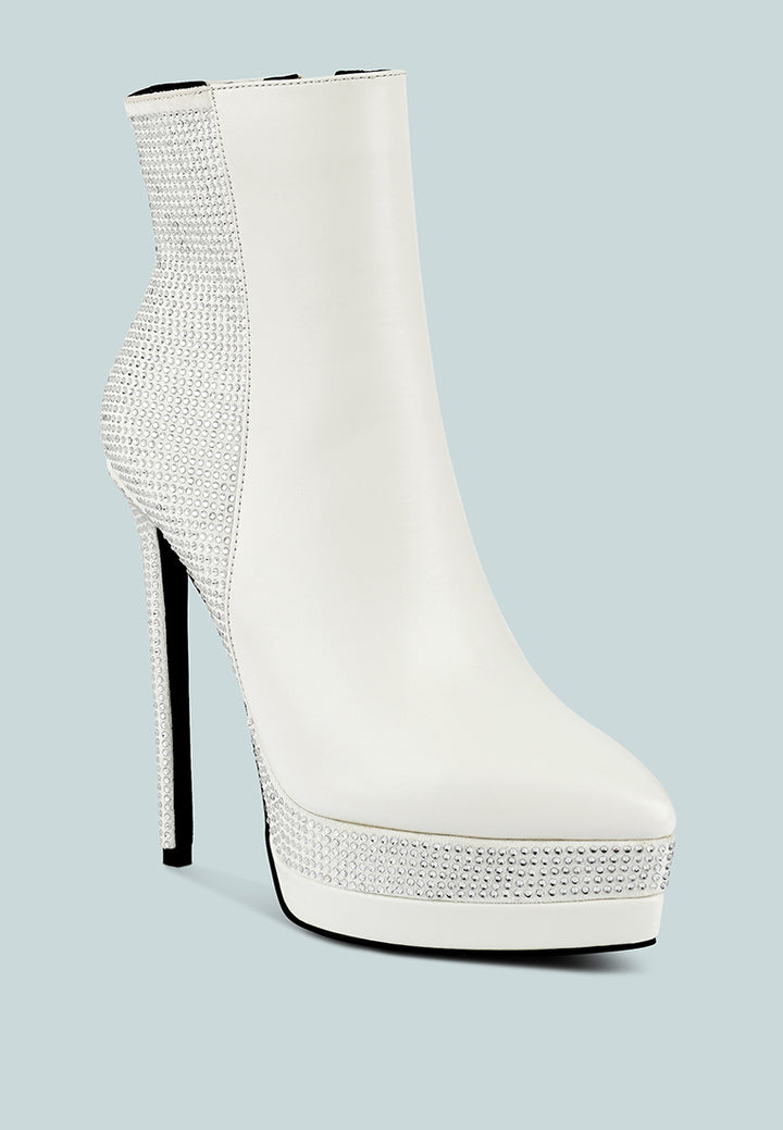 encanto diamante set high heeled ankle boot#color_white