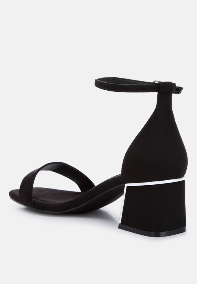 eshe block heel sandals#color_black