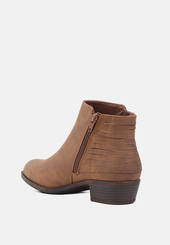 evan side zipper stacked heel ankle boots#color_tan