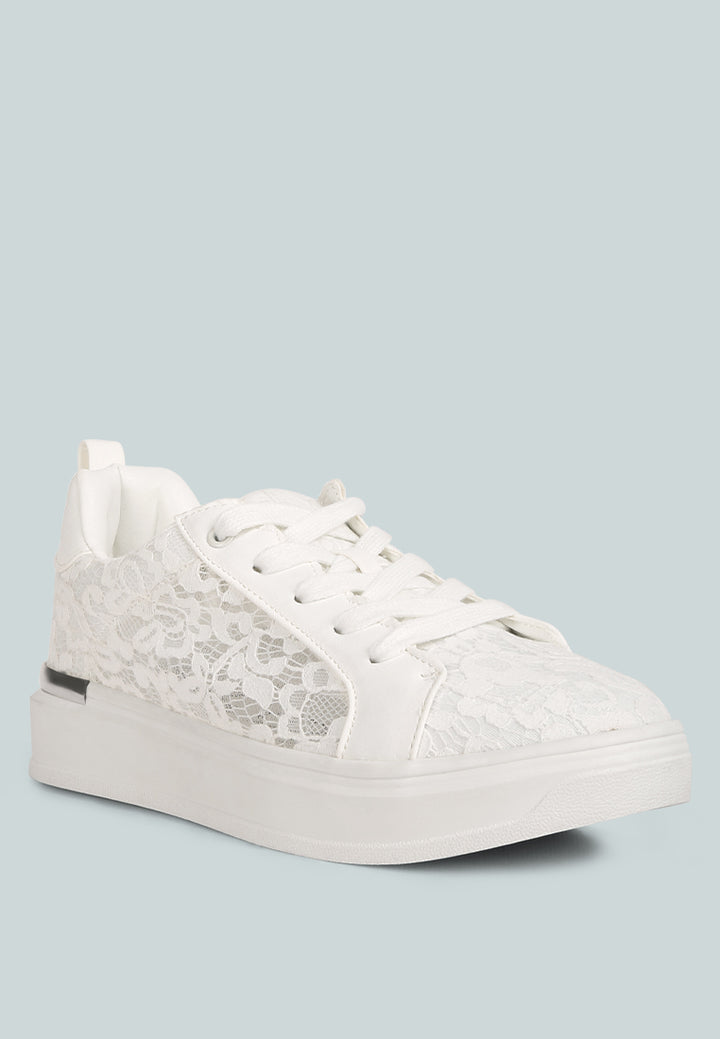 flakes lace detail low platform sneakers#color_white